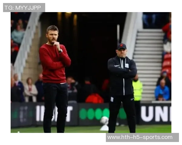 弗格森倾向卡里克接任曼联主帅而非索尔斯克亚但不看好长期执教